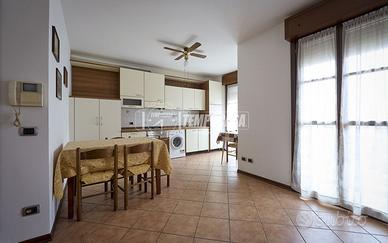 BILOCALE PRONTO DA ABITARE CON BOX!