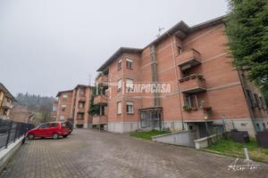 LIUMINOSO QUADRILOCALE IN CENTRO A MONTECAVOLO