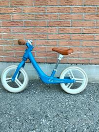 Bicicletta senza pedali