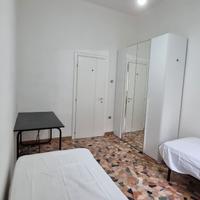 Una camera singola e una doppia per ragazze