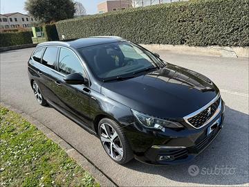 Peugeot 308 1.5 hdi 130cv GT Line neopatentati