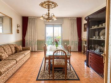 S2 appartamento con box auto in zona residenziale