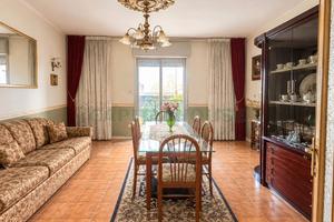 S2 appartamento con box auto in zona residenziale