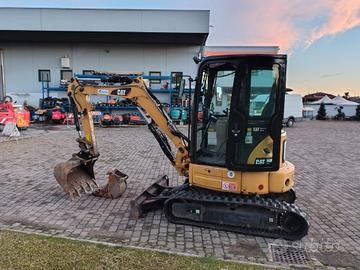 Escavatore usato CATERPILLAR 303.ECR Anno 2017 3.5