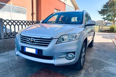 RAV4 2.2 D-4D 150 CV DPF Exclusive 4X4