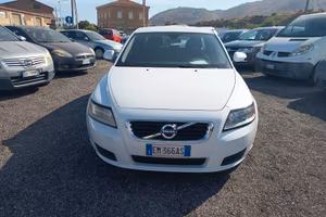 Volvo V50 D2 POLAR