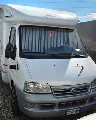 CAMPER MC LOUIS  5,99 MT GARAGE GRANDE 