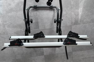 Portabici rialzato per 2 bici