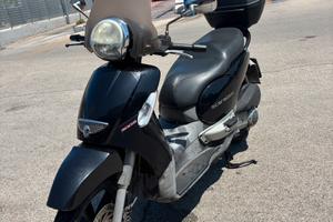 Aprilia Scarabeo 300s (2009) - 50.000 km