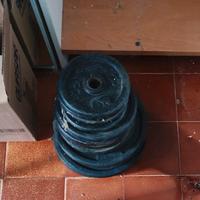 pesi in ghisa. totale circa 70kg