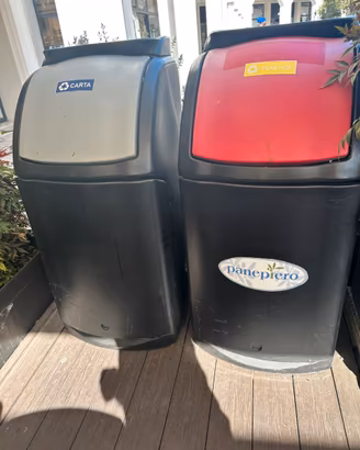 Contenitore differenziata in PVC, grande capienza