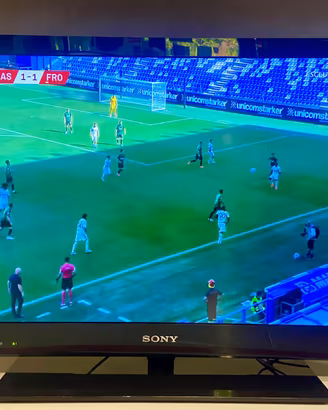 TV LED 32" Sony BRAVIA Full HD (KDL-32EX720) + Tel