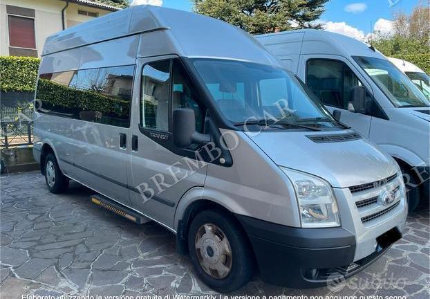 Ford transit tourneo trasporto disabile