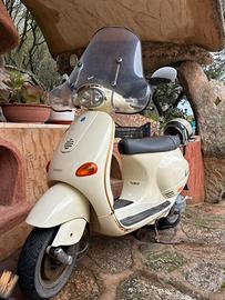 Piaggio vespa 125