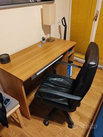 scrivania porta PC con sedia office 