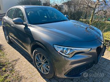 Alfa Romeo Stelvio 2.2 Turbo Diesel 190  Q4 Sprint
