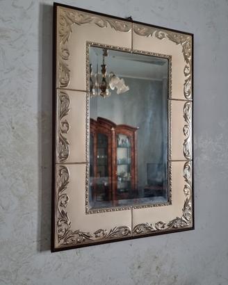 Specchio Silver Argento con Cornice decorata.