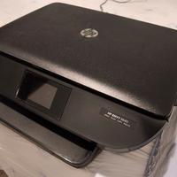 HP ENVY 5640 Stampante multifunzione WiFi