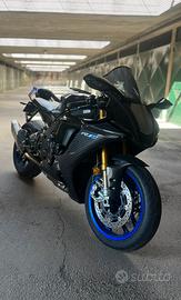 Yamaha R1M