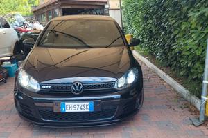 Volkswagen Golf GTI 2.0 TSI 5p.