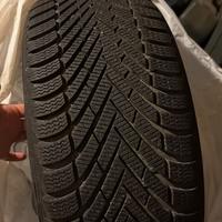 Pneumatici Pirelli invernali cerchio 18
