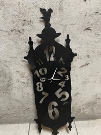 Orologio da parete in metallo
