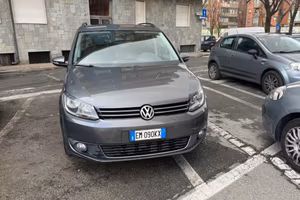 Volkswagen Touran 1.4 TSI DSG Highline EcoFuel