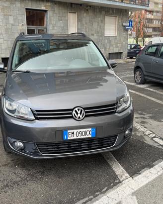Volkswagen Touran 1.4 TSI DSG Highline EcoFuel