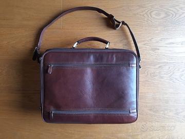 Borsa portadocumenti in pelle.