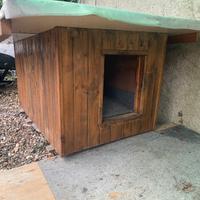 Cuccia per cane isolata e coibentata robusta