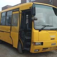 SCUOLABUS IVECO CACCIAMALI 42 POSTI, REVIS. FINO 0