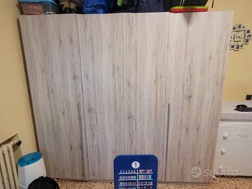 armadio 4 ante 2,28 lunghezza 2.13 h 59 profondità