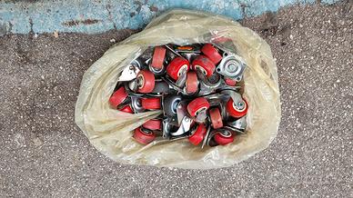 Set di 30 ruote fisse e girevoli 