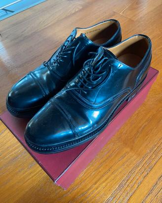 Scarpe stringate in pelle nera, Bally