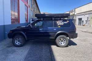 Mitsubishi pajero sport