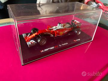 Bburago 1:18 Ferrari F1 Sebastian Vettel