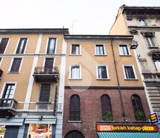 MONOLOCALE A MILANO