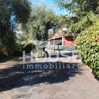 Ragalna - villa accorpata zona centrale