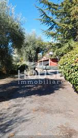 Ragalna - villa accorpata zona centrale