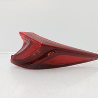 Faro fanale stop posteriore dx toyota prius iv phv