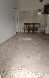 SOLUZIONE INDIPENDENTE CON GIARDINO PRIVATO