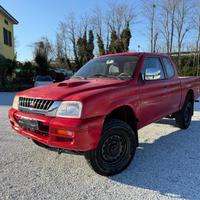 Mitsubishi L200 2.5 TDI 4WD Club Cab Pick-up GLS