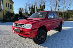 Mitsubishi L200 2.5 TDI 4WD Club Cab Pick-up GLS