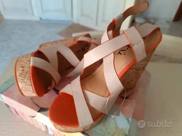 Sandali da donna con zeppa in sughero