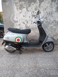 Piaggio Vespa 50 LX - 2009