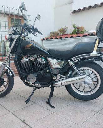 Honda VT 500 Custom