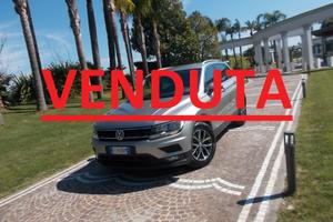 Volkswagen Tiguan 2.0 TDi DSG *FULL OPT* daVETRINA