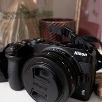 Nikon Z30 + Obiettivo 16-50mm + Flash Godox V1N