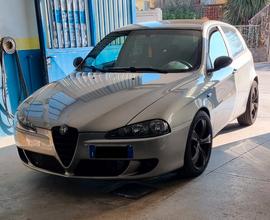 ALFA ROMEO 147 - 2007 - 1.9 6000km tagliandata