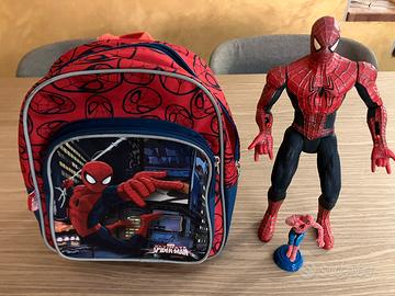 Zainetto e 2 personaggi Spiderman